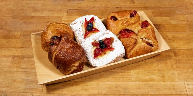Very Berry Croissants