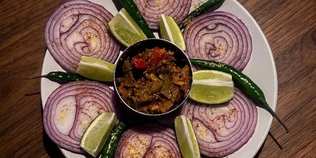 Onion, Chili & Pickle