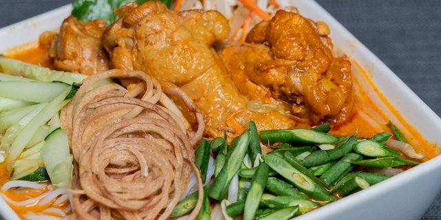 Curry Noodle Soup