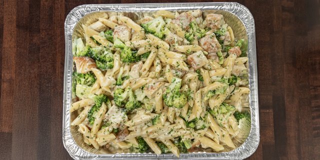 Chicken, Broccoli & Ziti Alfredo