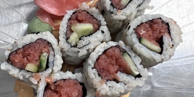 Spicy Tuna Roll