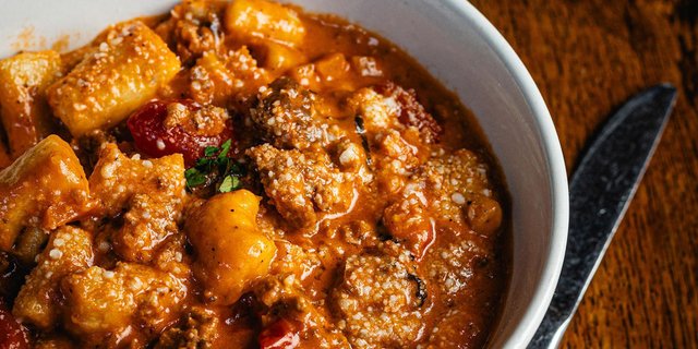Rigatoni Bolognese
