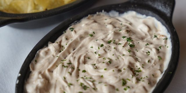 Kettle Chips & Dip