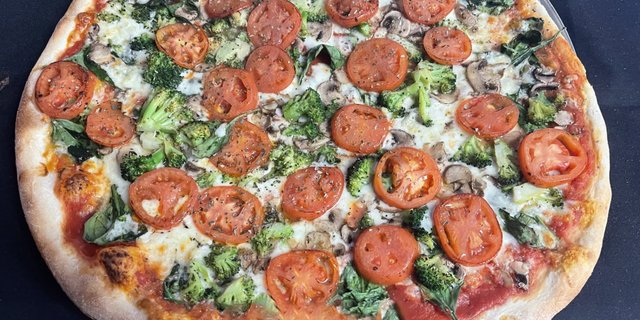 Primavera Pizza