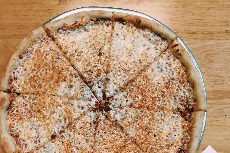G & J's Pizzeria