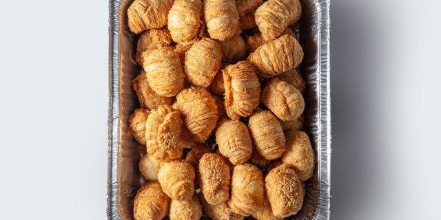 Crispy Shredded Turnip Ham Puffs