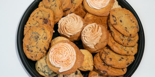 25 Count Cookie Tray