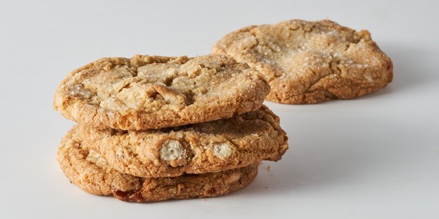 Salted Caramel Manifesto Cookie