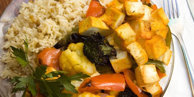 Salvadorian Vegetables & Tofu w/ Rice