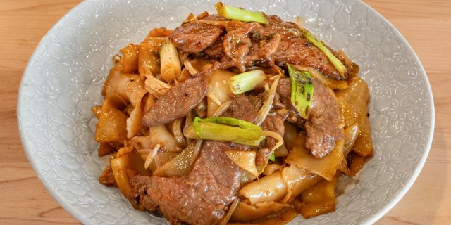 Beef Chow Fun Platter