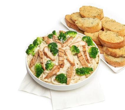 Chicken & Broccoli Fettuccine Alfredo