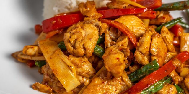 Red Thai Curry Stir-Fry