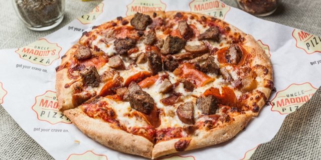 The Big Max Pizza