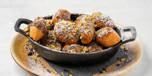 Oreo Beignets