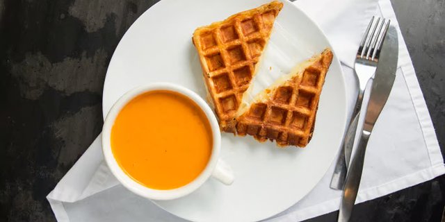 Grilled Cheese & Bisque