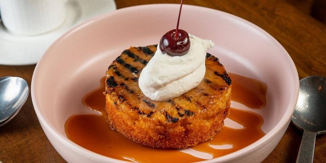 Grilled Pineapple Upside-Down Cake