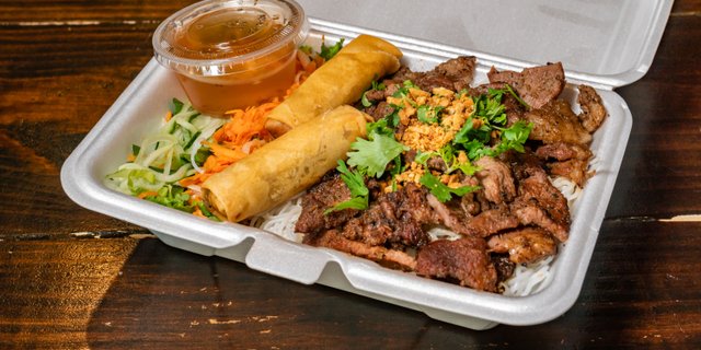 Grilled Meat W/ Egg Rolls & Vermicelli Noodles Box
