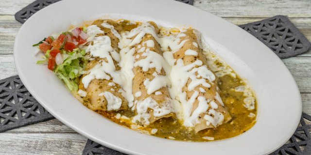 Cheese Enchiladas w/ Green Salsa