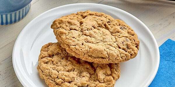 Oatmeal Raisin Cookies