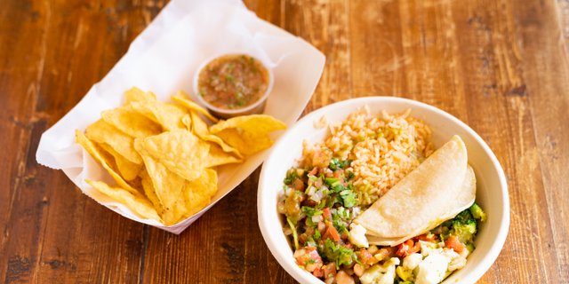 Vegetarian Mexican Bundle (Chips & Salsa)