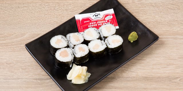 Hamachi Hosomaki Roll