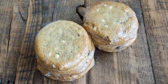 Chewy Cranberry & White Chocolate Cookies