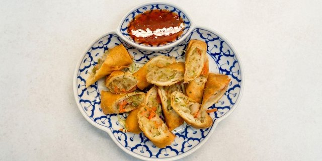 Vegetarian Crispy Rolls